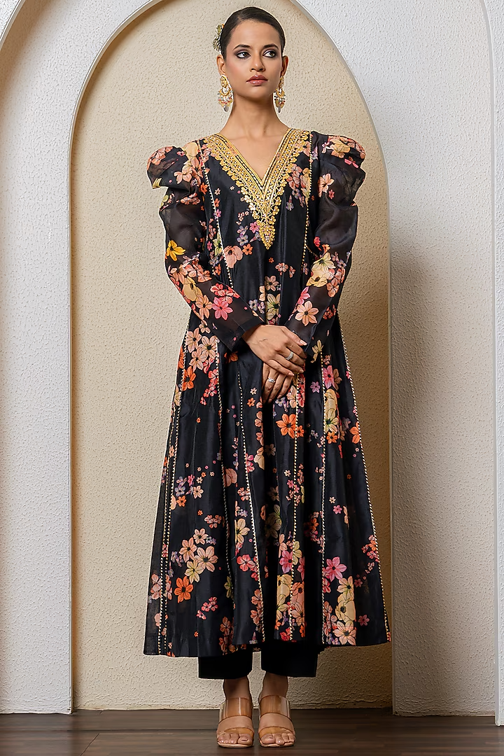 Black Chanderi Digital Floral Printed & Hand Embroidered Kurta Set